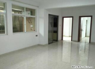 海滨小学附近4楼3房2厅精装修1600元 - 汕尾28生活网 sw.28life.com