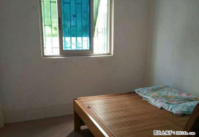 城东 人民医院宿舍楼6楼3房2厅带家具 年租一万二。 - 房屋出租 - 房屋租售 - 汕尾分类信息 - 汕尾28生活网 sw.28life.com