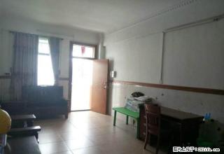 工商宿舍位于繁华的人民路建设路商贸圈，楼层靓，房况优良！ - 汕尾28生活网 sw.28life.com