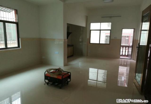 新车站附近3房2厅精装年租1万3 - 房屋出租 - 房屋租售 - 汕尾分类信息 - 汕尾28生活网 sw.28life.com