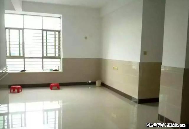 3年典4万,出典城北客运站附近新房4楼1房1厅,厅大房宽 - 房屋出租 - 房屋租售 - 汕尾分类信息 - 汕尾28生活网 sw.28life.com